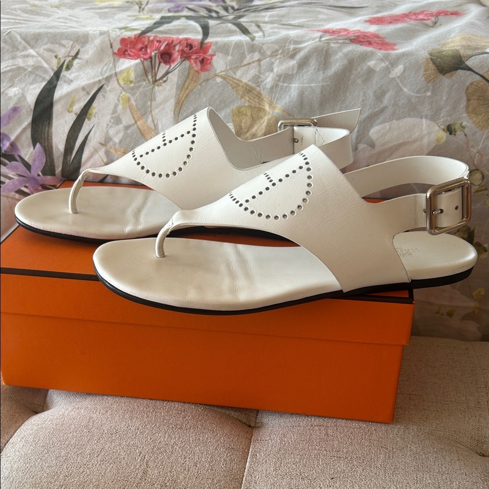Hermes White Cut-Out Sandals - Picture 4 of 7
